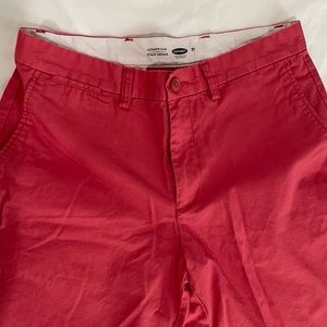 Men’s flat front shorts. Red